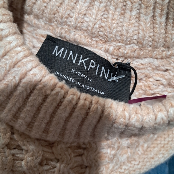 Minkpink Multi-Textured Cropped Knit Sweater Like New - XS - Picture 7 of 11
